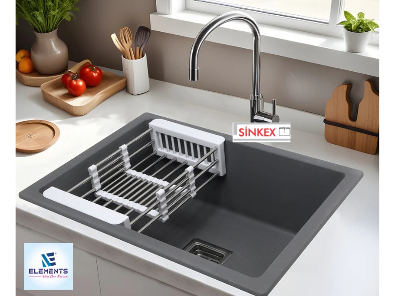 Single Bowl With Drain Board (24 x 18 inches)